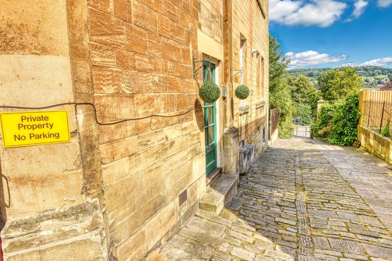 2 Bedroom Apartment In Bath City Centre With Garden & Free Parking Bagian luar foto