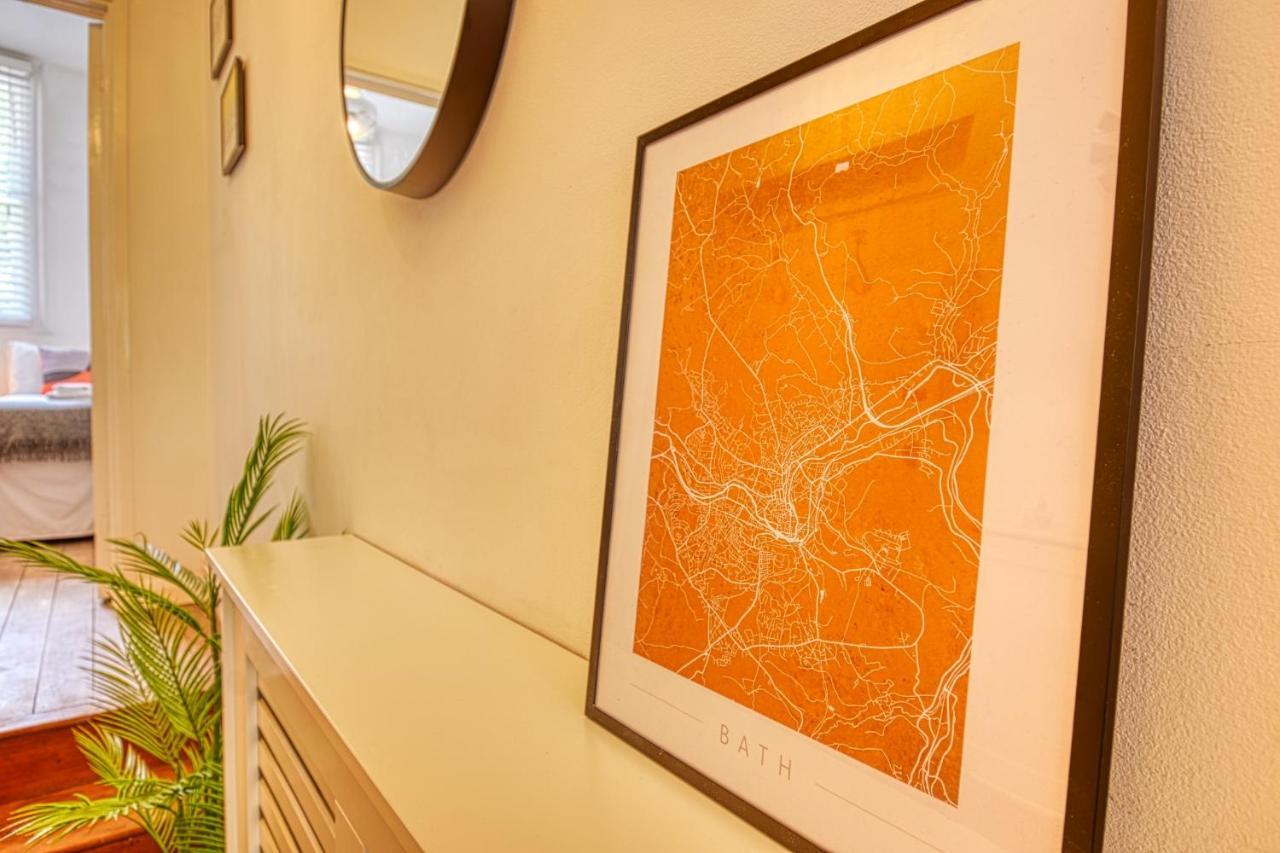 2 Bedroom Apartment In Bath City Centre With Garden & Free Parking Bagian luar foto